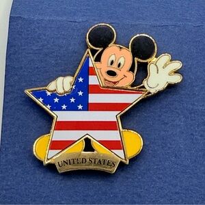 Disney Mickey Mouse United States Flag Star Enamel Pin Gold Tone Patriotic USA